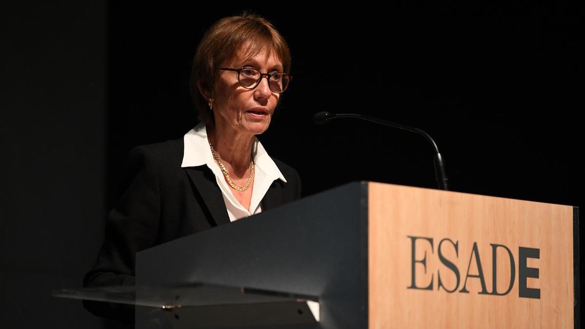 Esade's tweet photo. #CEMS Call for Action on the #GlobalClimateChallenge begins!
Our director, @EugeniaBieto, welcomes CEMS-ies from across the globe: "Climate change is one of the biggest challenges of our time."

#CEMSgoesgreen https://t.co/GLg18eHw7z