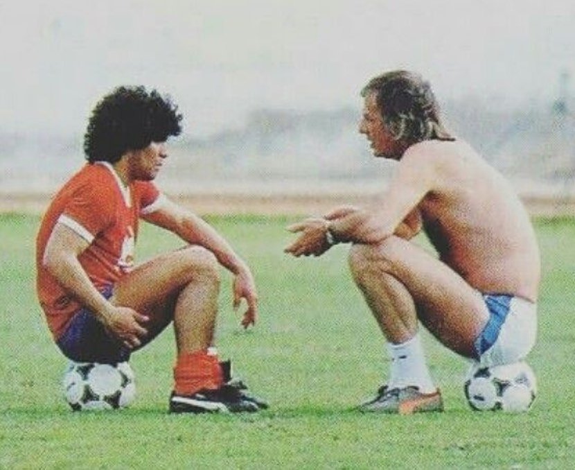 MenottiElFlaco's tweet photo. #MenottiRetro #Maradona https://t.co/Ulz94ECYZx