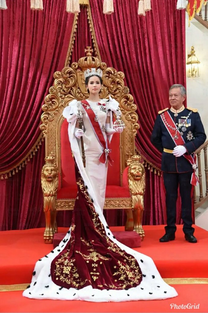 yaurassayas's tweet photo. สองชีวิตที่ผูกพันธ์ด้วยโชคชะตา  #ลิขิตรักthecrownprincess https://t.co/eYLoj6e4RD