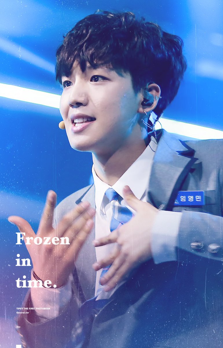limyoungmin_net's tweet photo. TIPSY THE 1ST PHOTOBOOK ' Frozen in time. ' 
Photobook Preview#1

➖
General.ver 
프로듀서 101때 부터 데뷔후 지금까지 사진 포함되었습니다.  

📌 #MXM #임영민 #Frozen_in_time https://t.co/GsqXkiScpA