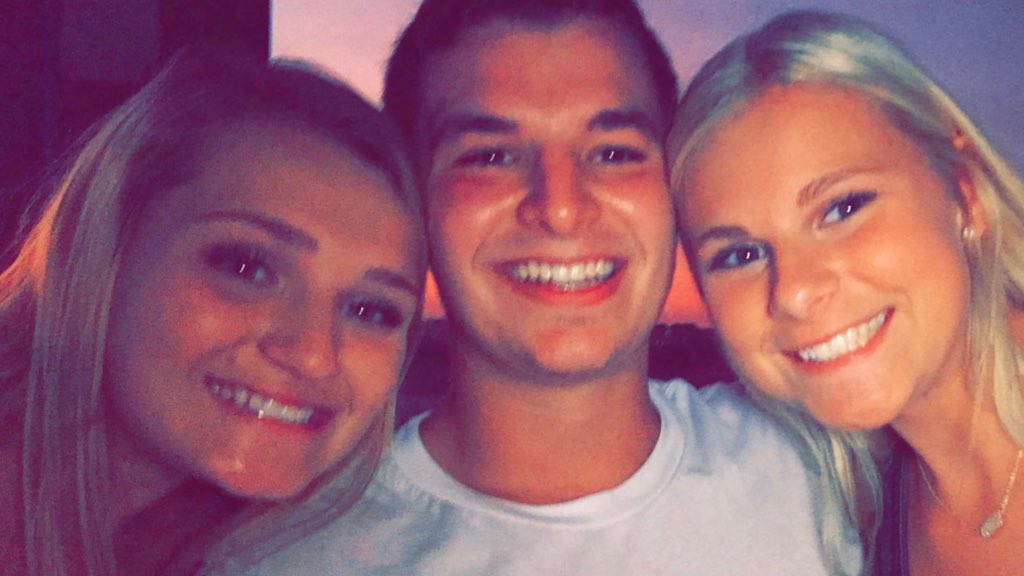 lexiinollen's tweet image. happy birthday @BlakeShaffer23 love you and miss you!! see you soon hopefully. don’t get too crazy tonight or this weekend😘❤️