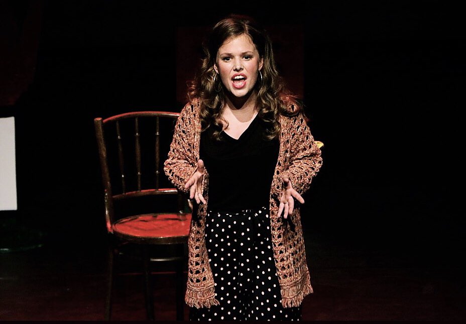 Rachellevanloo's tweet image. Voorstelling : jij lacht ! 🎭