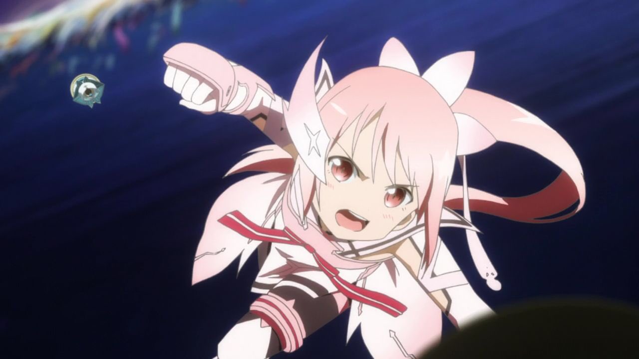 ট ইট র クロス 魔法少女系の変身ヒロインがステッキと魔法で戦う時代は終わった 時代は拳