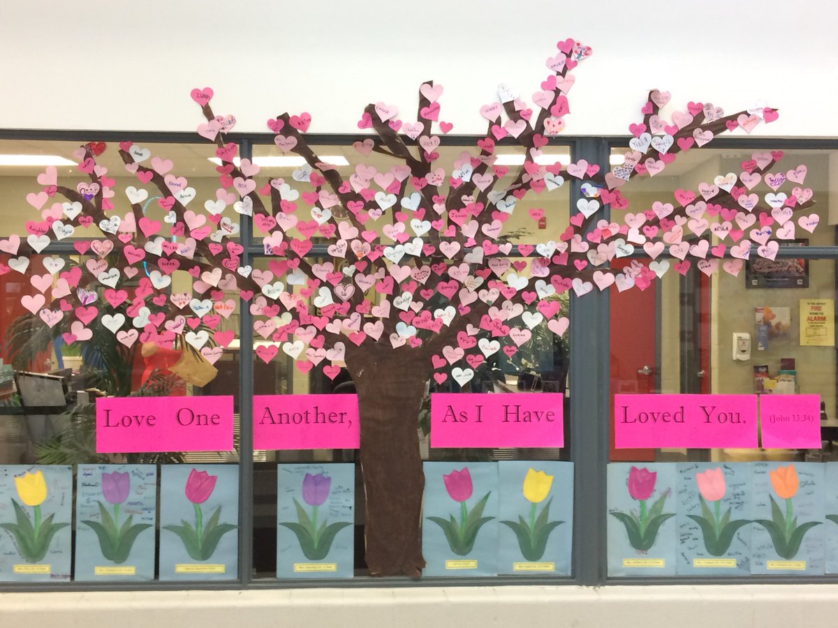 MrsKMacDonald's tweet photo. Happy 10th Anniversary to St. Bonaventure! It’s been an incredible learning experience with the dedicated and fabulous staff, both past and present, and our great students and community! The voice of the heart must be heard! 💕 https://t.co/4Bw47Ehp8e