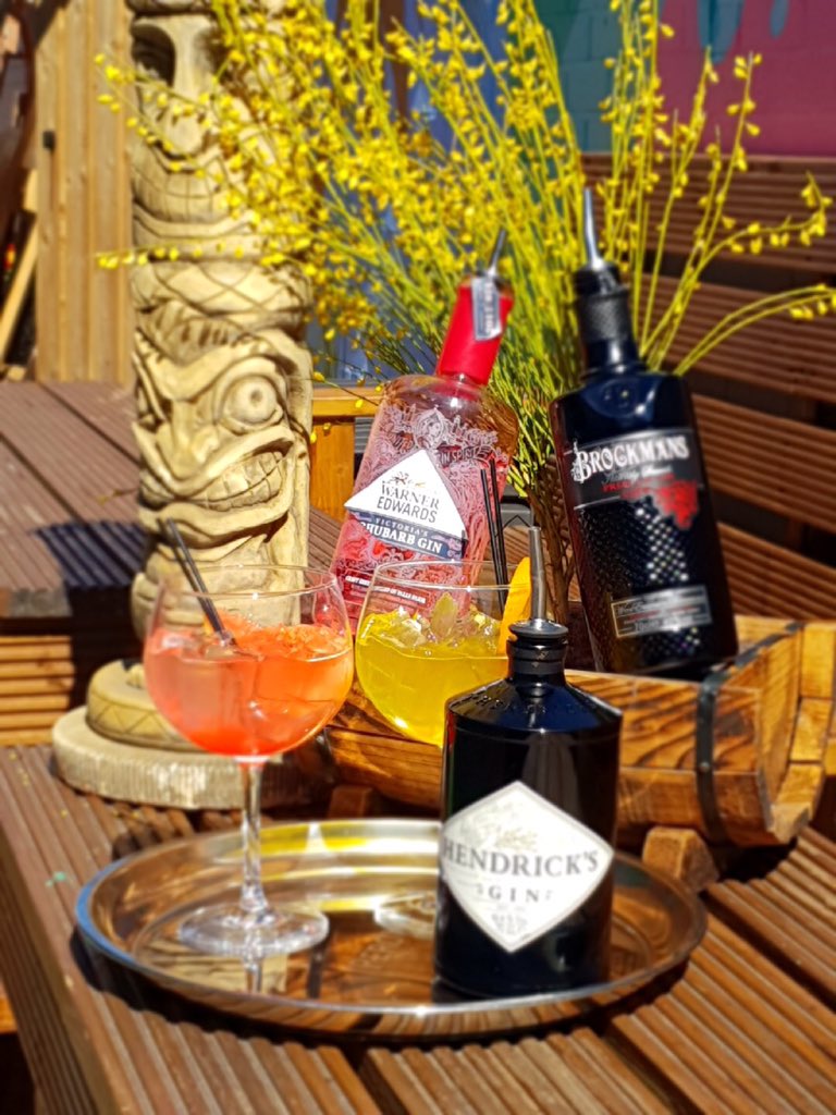 Roo's Cocktail Bar and Grill tweet media