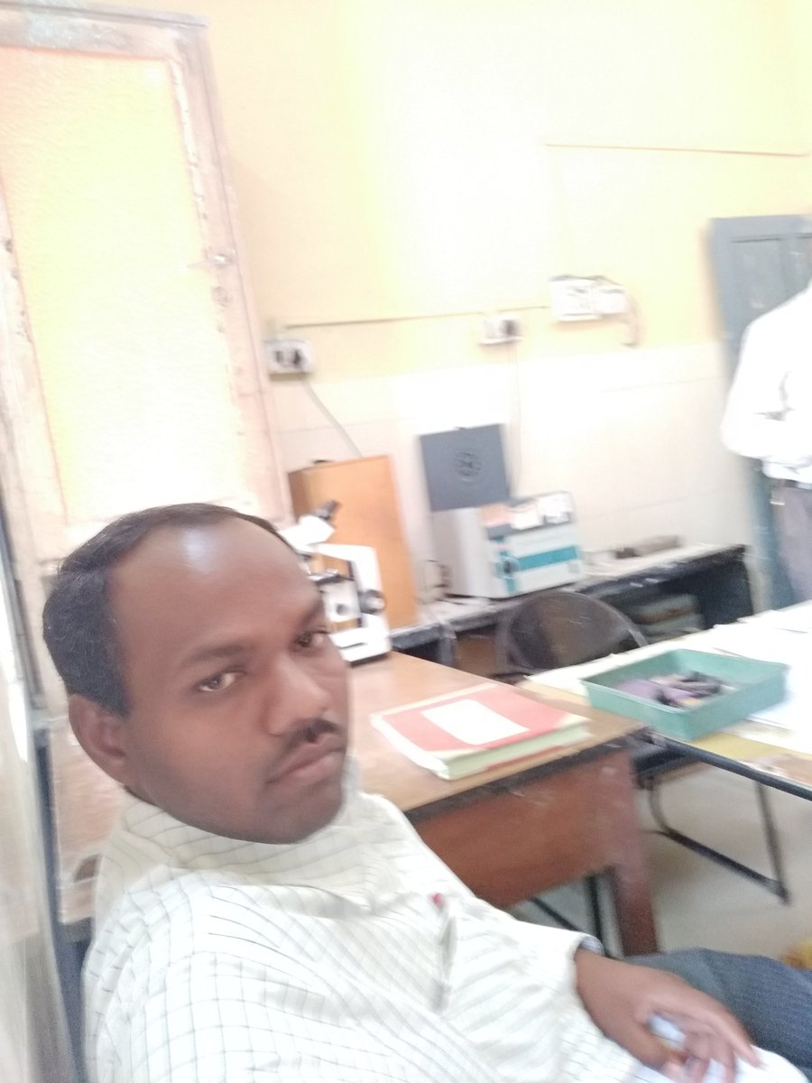 RavindraBhil2's tweet photo. @abpmajhatv @Dev_Fadnavis @SiddheshwarMun7 @kdhavse @dhananjay_munde साहेब अजूनही एक वर्ष पगार नाही झाला आमचा, तरी आम्ही Phlebotomist Training घेऊन नागरिकांना रक्त चाचण्या गावातच उपलब्ध करण्यासाठी कटीबद्द आहेत, आमचा अजून किती छळ करणार आहे कंपनी/शासन? हेच_का_आपले_सरकार
हेच_अच्छे_क https://t.co/CtZvtXpieP