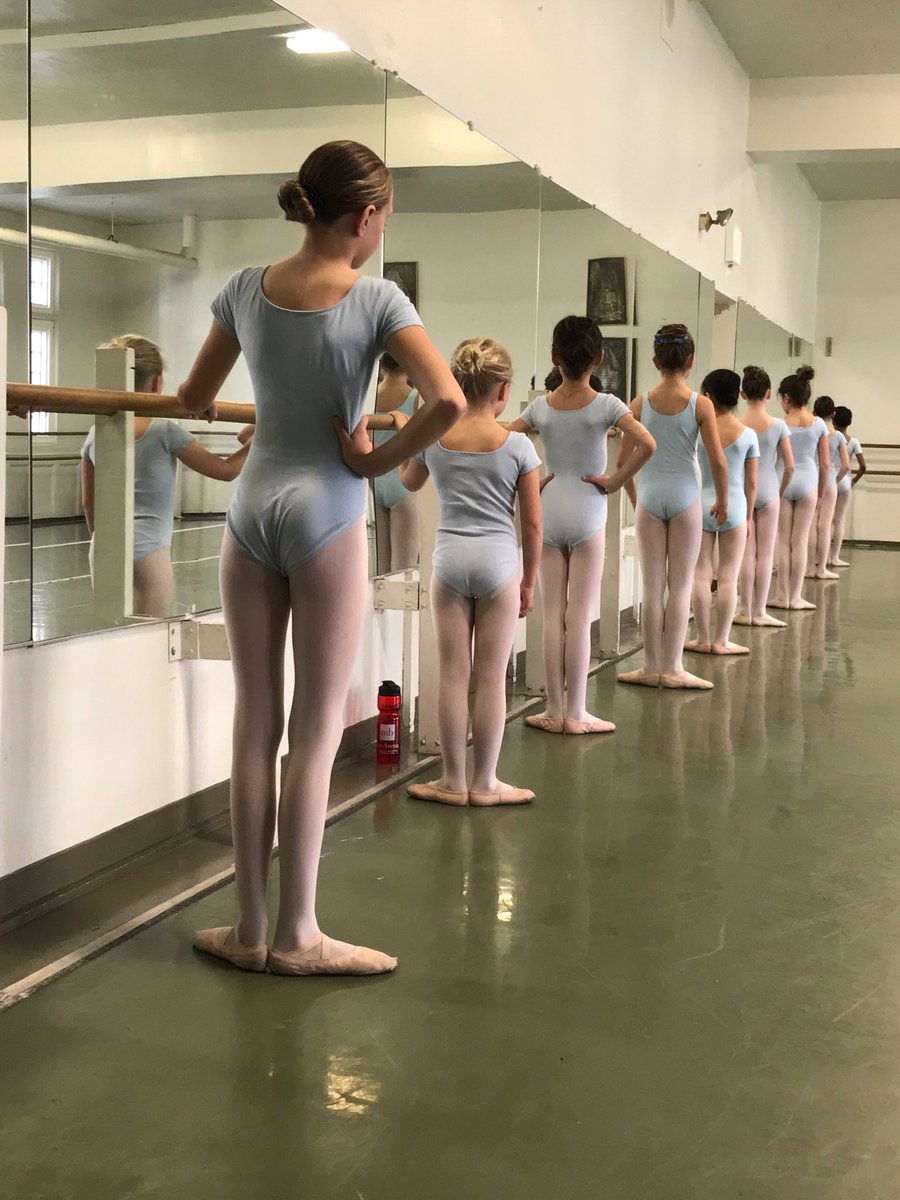 K2MODERN's tweet photo. Do what you love and do a whole lot of it. #ballet #ballerina #dancer #lilyk #dontplaylilyk #pinkpistol #kennyk #k2modern #ruthpage #ruthpagecenter @RuthPageCenter https://t.co/KQr1wkrDcX