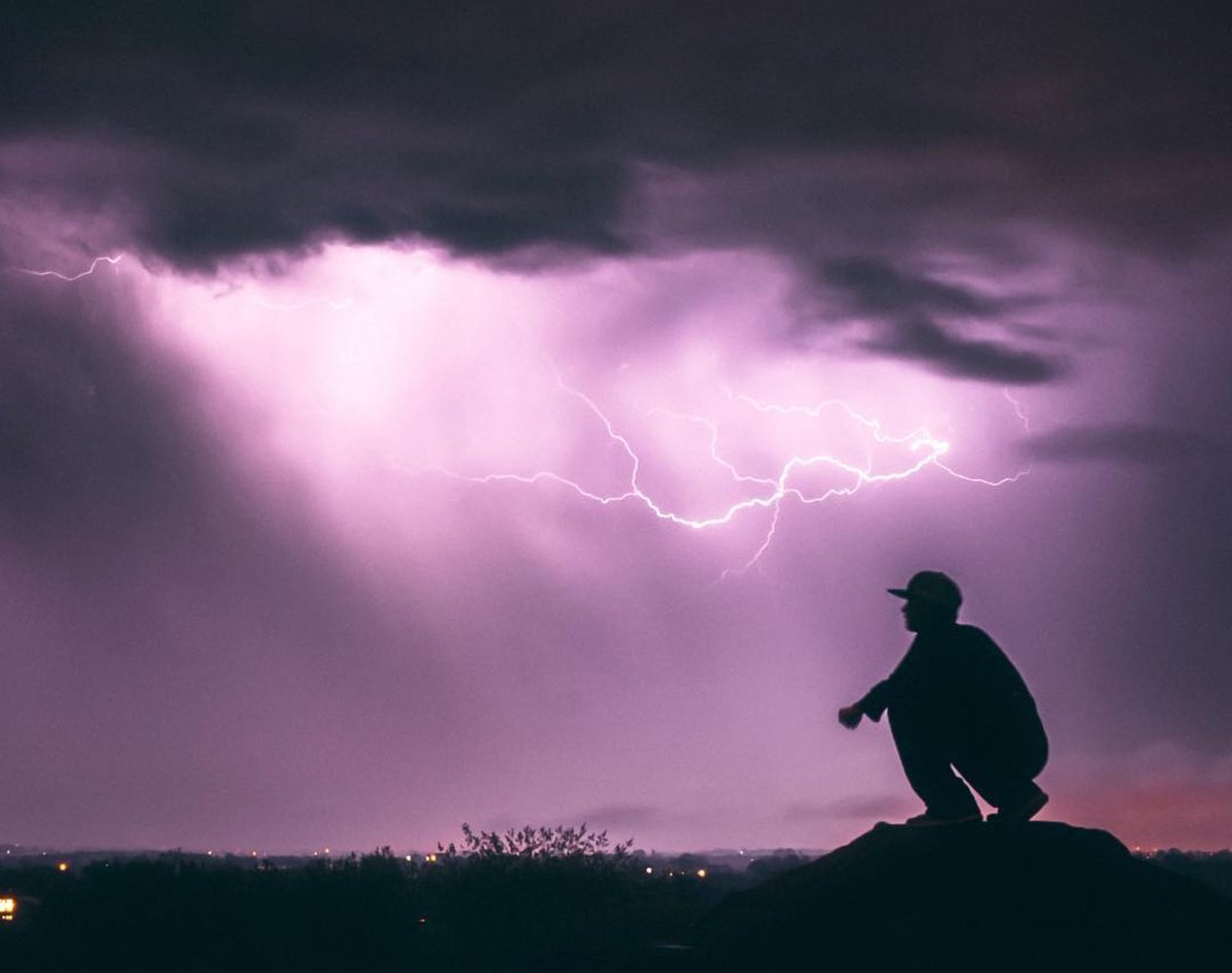 Last night's storm put on quite a light show in #Boulder. π·: uuillie via Instagram. https://t.co/K15HqOjGBb