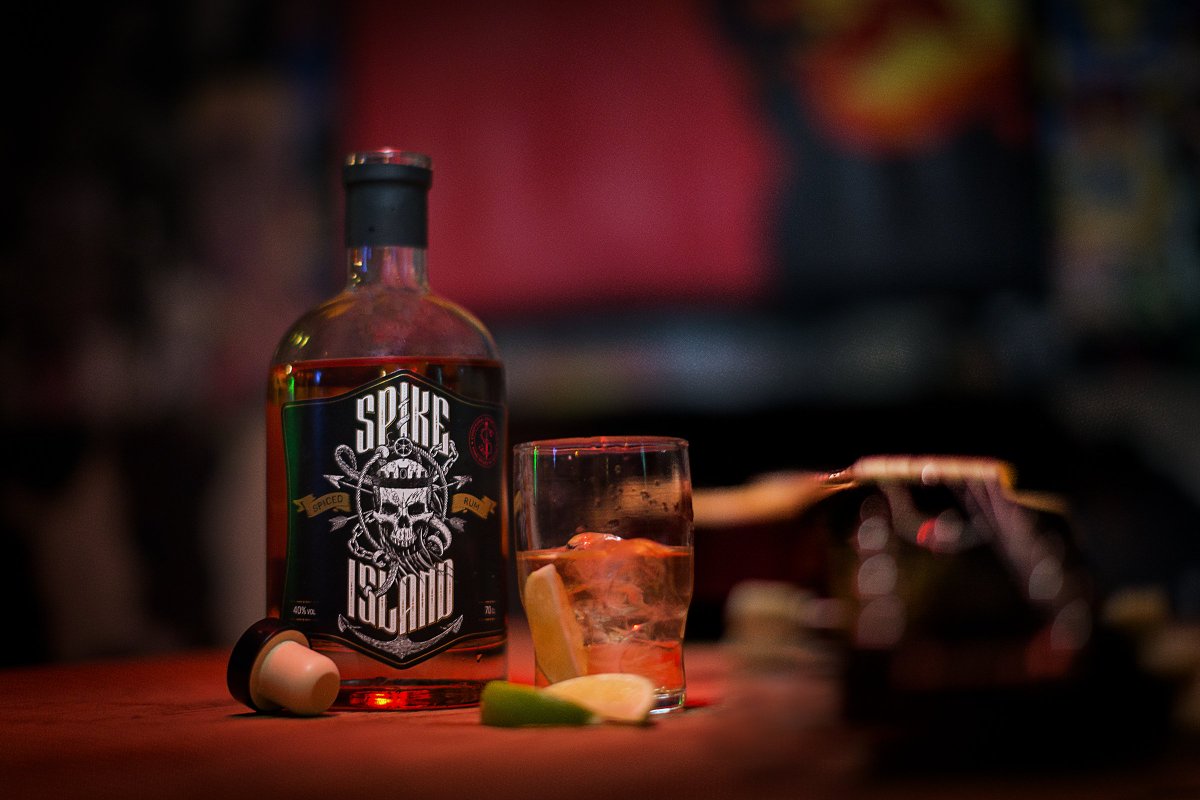 SpikeIslandRum's tweet photo. From the #bartender.....The Best Things to Do with a Bottle of #Rum - https://t.co/urzSqceE2U #bar   #cocktails https://t.co/QQLqKBgAvq