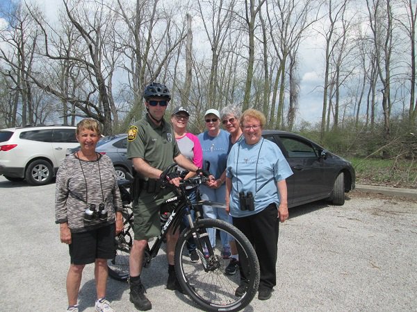 While most often associated with hunting and fishing enforcement in the state, Ohio’s Wildlife Officers also provide a variety of services for Ohio’s native non-game species as well: ow.ly/WTOV30jZ3Sv #ohwildjustice #inthefield #wildohio #birding #mageemarsh