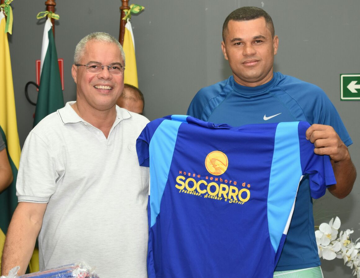 ansocorro's tweet photo. Equipes classificadas no Campeonato Socorrense de Futebol Amador recebem fardamentos.

Confira matéria completa: https://t.co/AYEvTlVSgr https://t.co/KXbF41uKS1