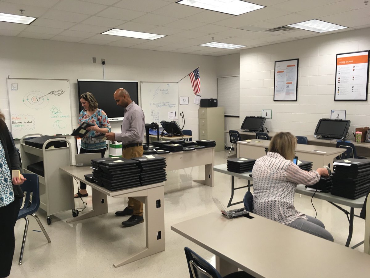 davidthetech's tweet photo. Day 1 laptop collection and inspection! #CCSDFam https://t.co/noLTxuUCcl