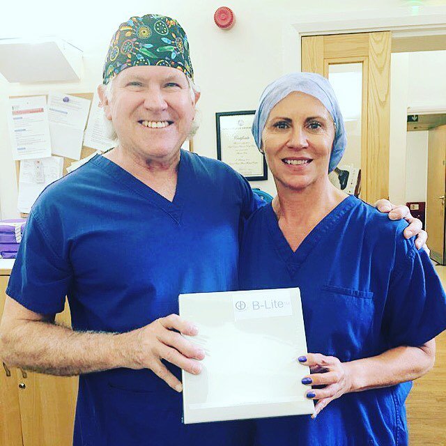 Last week we had a very special guest in theatre. Meet Liz Bardwell, Product Specialist and Trainer from POLYTECH. Liz had the chance to catch up with Mr Inglefield and gain an up-close and personal view of the B-lite implants in action, as well as gaini… ift.tt/2wGCEZN