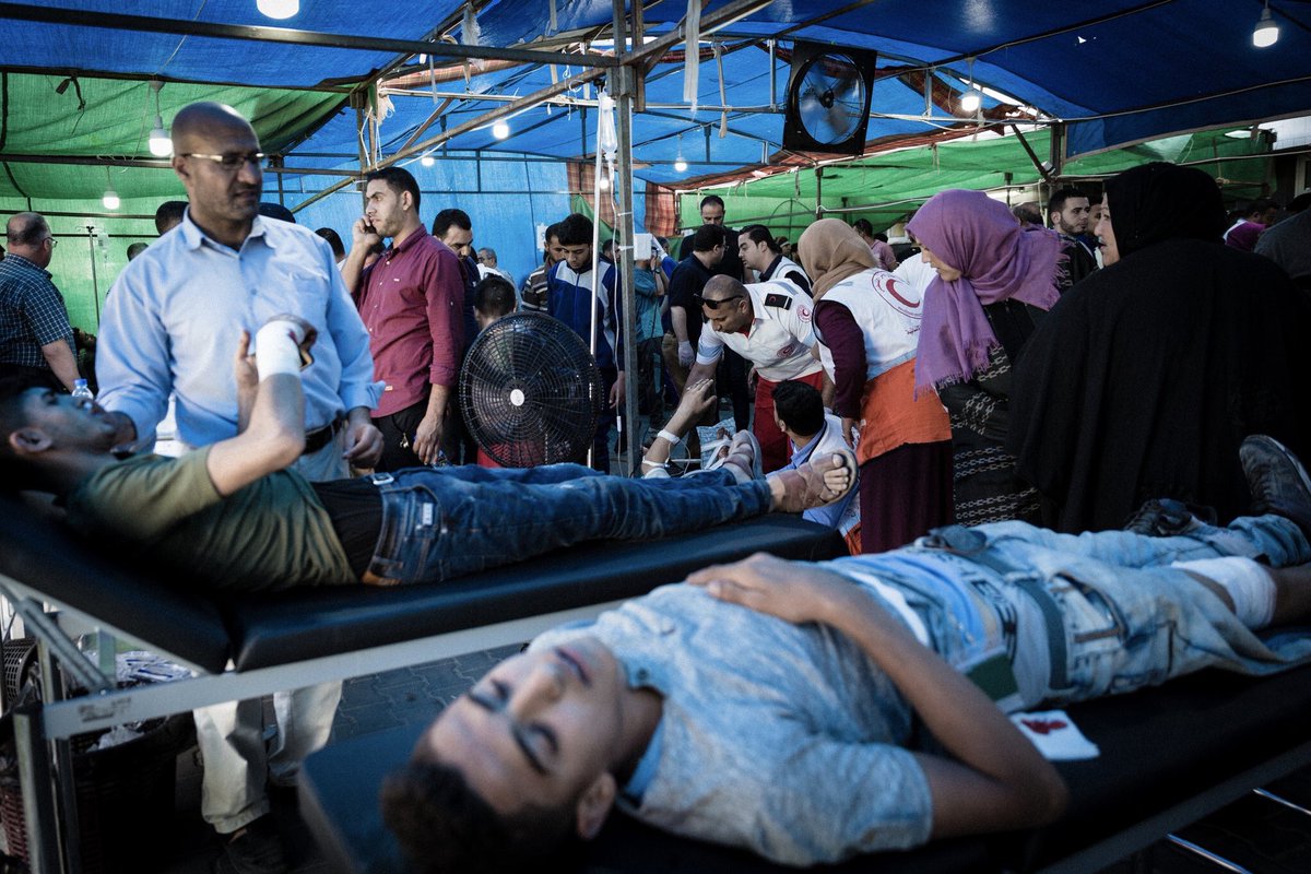 We’re alarmed <a href="/ICRC/">ICRC</a> by the death toll in #Gaza. Over 40 killed. Hundreds injured and the day is not even over. More than since the start of demonstrations. Shifa hospital alone is now managing ~400 wounded. This cannot continue. Health system in #Gaza is on the verge of collapse.
