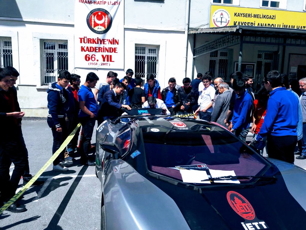 mttb kayseri no twitter mttb dava aracimizi kayseri merkez imam hatip lisesi nde sergiledik ogrencilerin yogun ilgisini goren aracamiz buyuk begeni topladi https t co 0yixfkjajy twitter