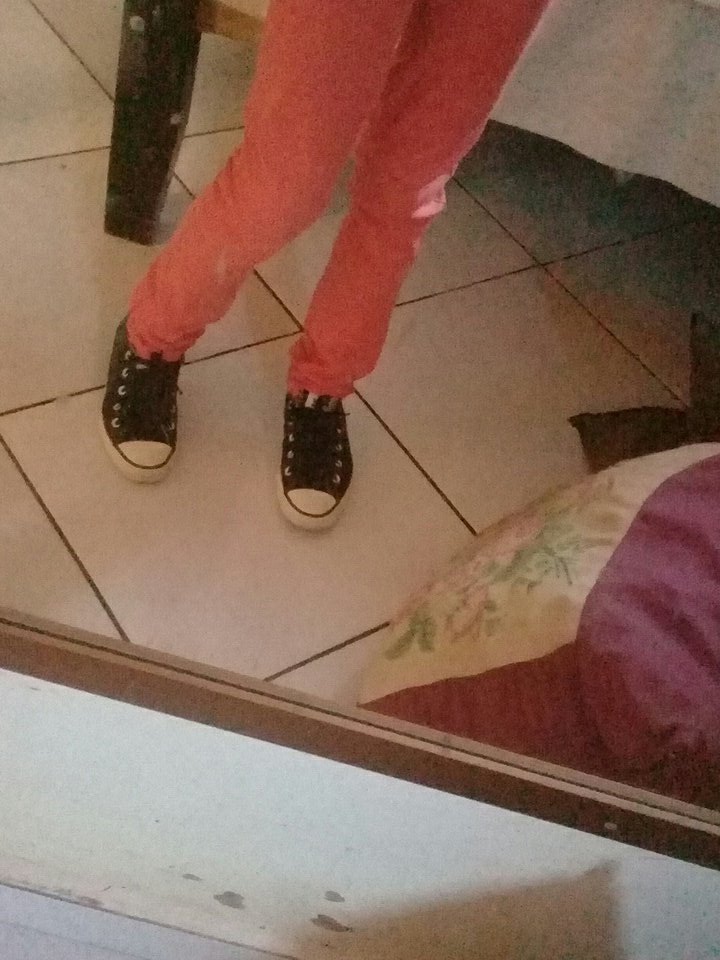 MariaAn84443167's tweet photo. Indo pra escola beh https://t.co/o7vxe3dKxG