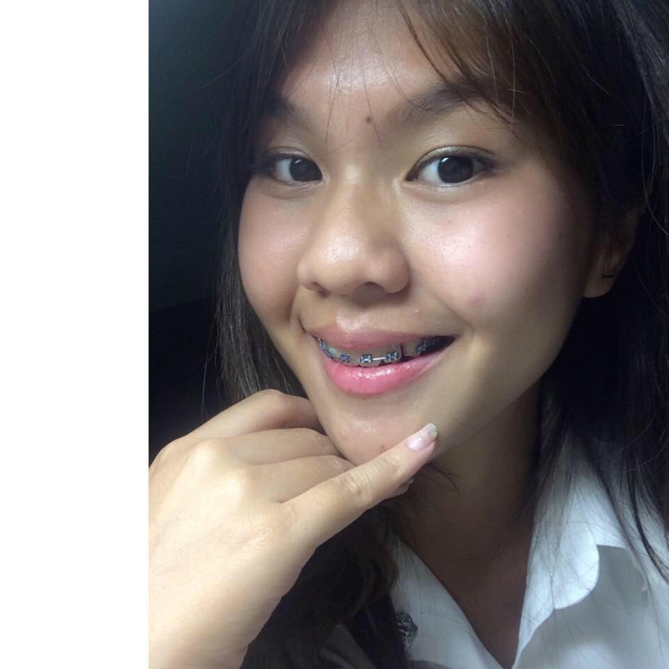 BOHHOT's tweet photo. ใครพอจะรู้จักหรือสามารถตามตัวคนนี้ได้บ้างคะ ชื่อ "เจนนีตา สอิ้งทอง" นางได้โกงเงินเราไปรวมๆแล้วทั้งหมด100,000บาท หลังจากที่เคยทวิตไปแล้วบอกว่าจะคืน จนถึงตอนนี้ก็ยังไม่คืน ใครทราบที่อยู่ เบาะแส หรืออะไรยังไงช่วยแจ้งเราหน่อยนะคะ เราต้องการเงินของเราคืน รบกวนช่วยรีทวิตหน่อยนะคะ https://t.co/Wo9tsp0Ytw