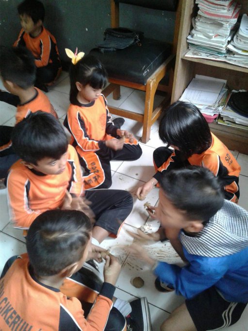 jateducare's tweet photo. Untukku, Atau Untuk Mereka? https://t.co/aN2OaMJdki https://t.co/HmPVldGo8B