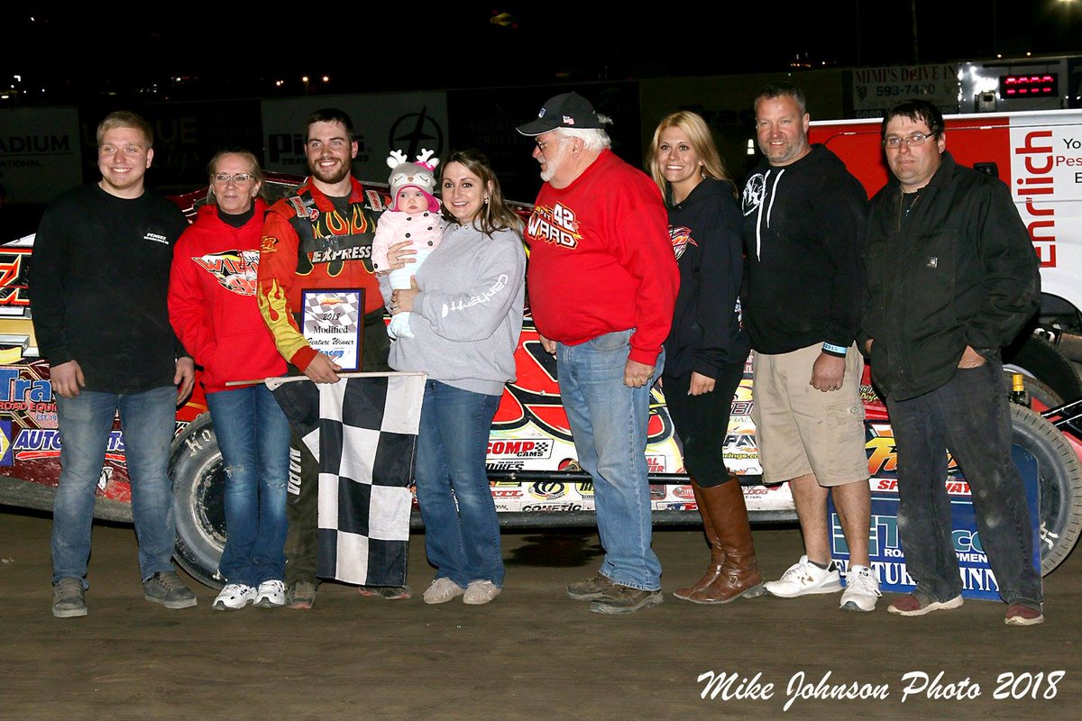 PenskeShocks's tweet photo. Congratulations to #LarryWight and Gypsum Racing on their #358 #Modified win at Fulton Speedway this past weekend.  #penskeshocks #racing #racecar #cars #speed #speedway #fast #motorsports #sports #winning https://t.co/VRf6HmyUOt