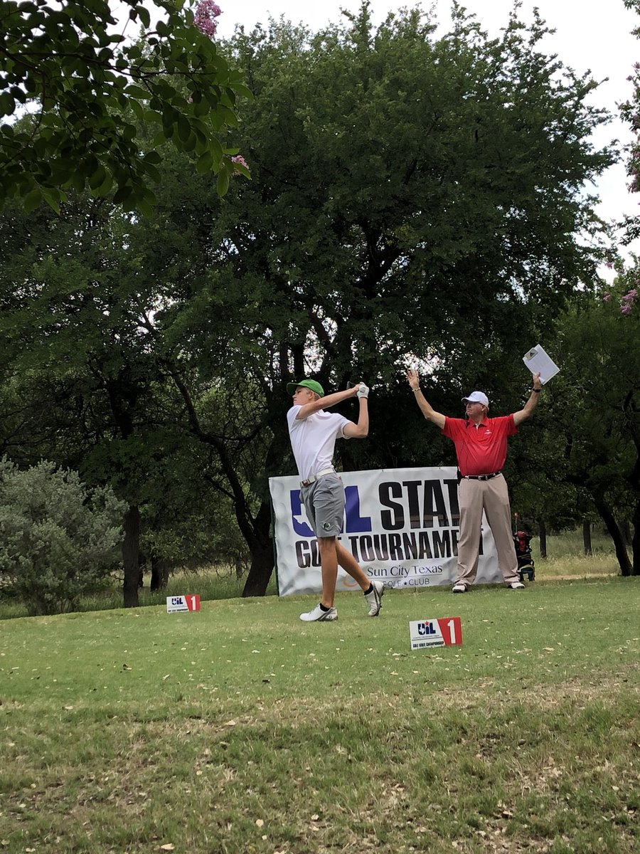 CarrollGolf's tweet photo. Senior DJ Springer off 1 https://t.co/hqpfS4GbFZ
