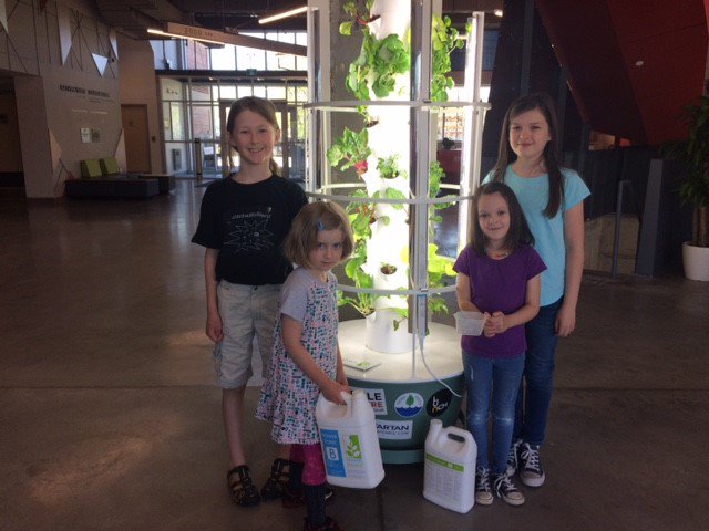 Bayview_Yards's tweet photo. We are proud of the innovative community that we serve. @_GrowingFutures is a #socialenterprise using hydroponic growing systems to grow &amp; market fresh produce locally. It makes us smile when we see these little ones learn gardening skills @Bayview_Yards every week. https://t.co/w78jCvAf1L