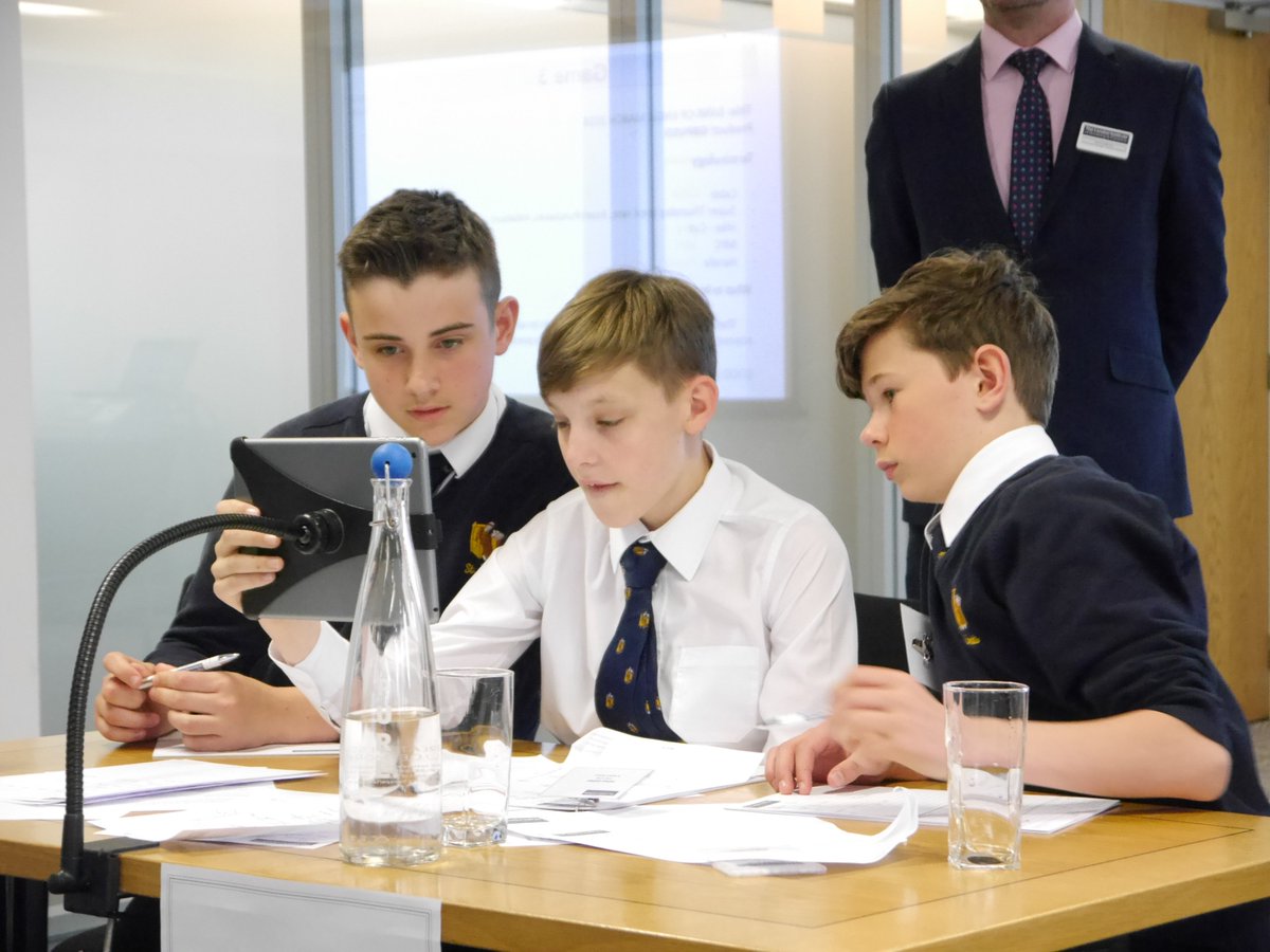 StudentsInvest's tweet image. Age didn’t stop one of our youngest teams being part of the 8 finalists of #SIC2018