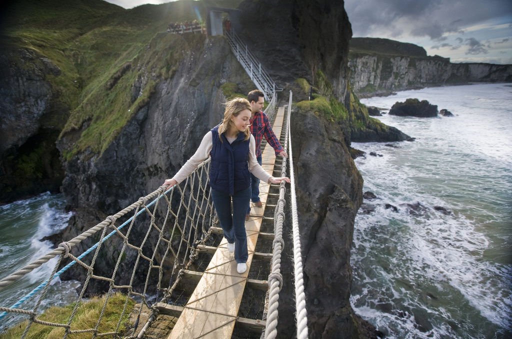 Travel experts say Northern Ireland is THE place to visit in 2018 - and it couldn't be easier for Scots. @GoToIrelandGB goo.gl/WT1G7V