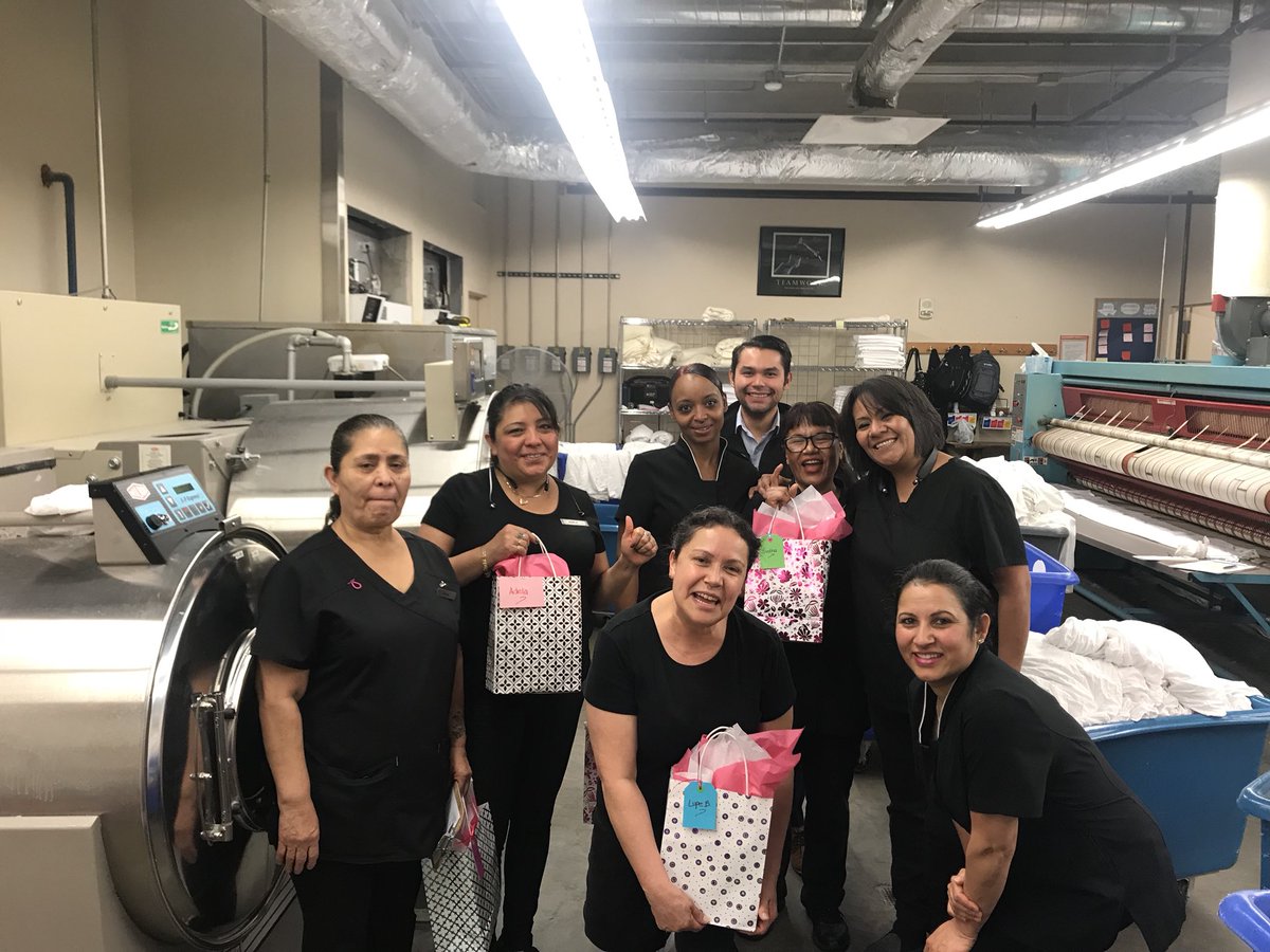 RenBoulder's tweet photo. To all the mothers, we hope you have a wonderful Mother’s Day weekend; we know we sure did! https://t.co/OWYQSh32wb