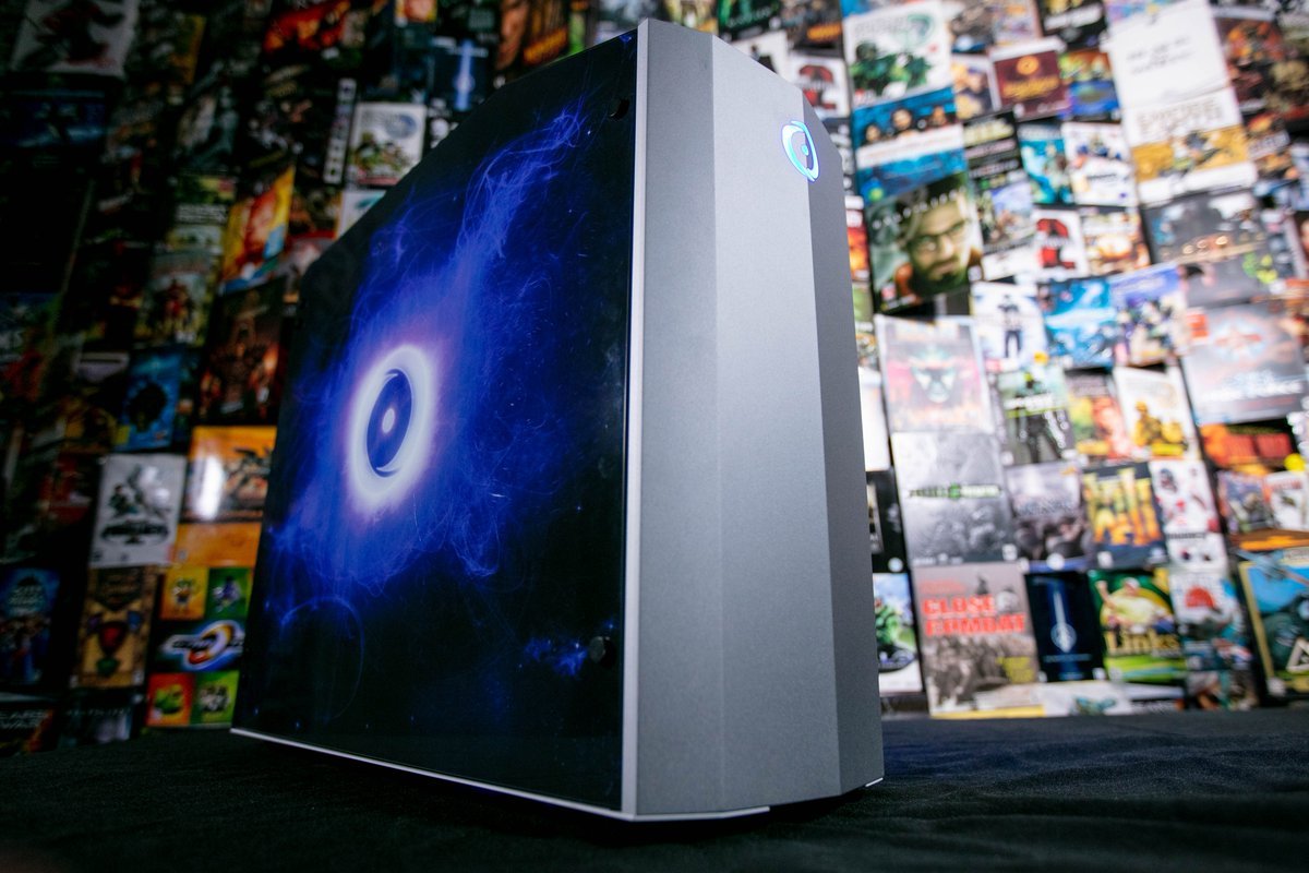 ORIGINPC's tweet image. Retweet this for a chance to win ONE of FIVE $10,000 Gaming Rigs! 

#IntelRigChallenge @ORIGINPC

Stay tuned for our Extreme Rig Reveal &amp;amp; Overview Video coming soon!