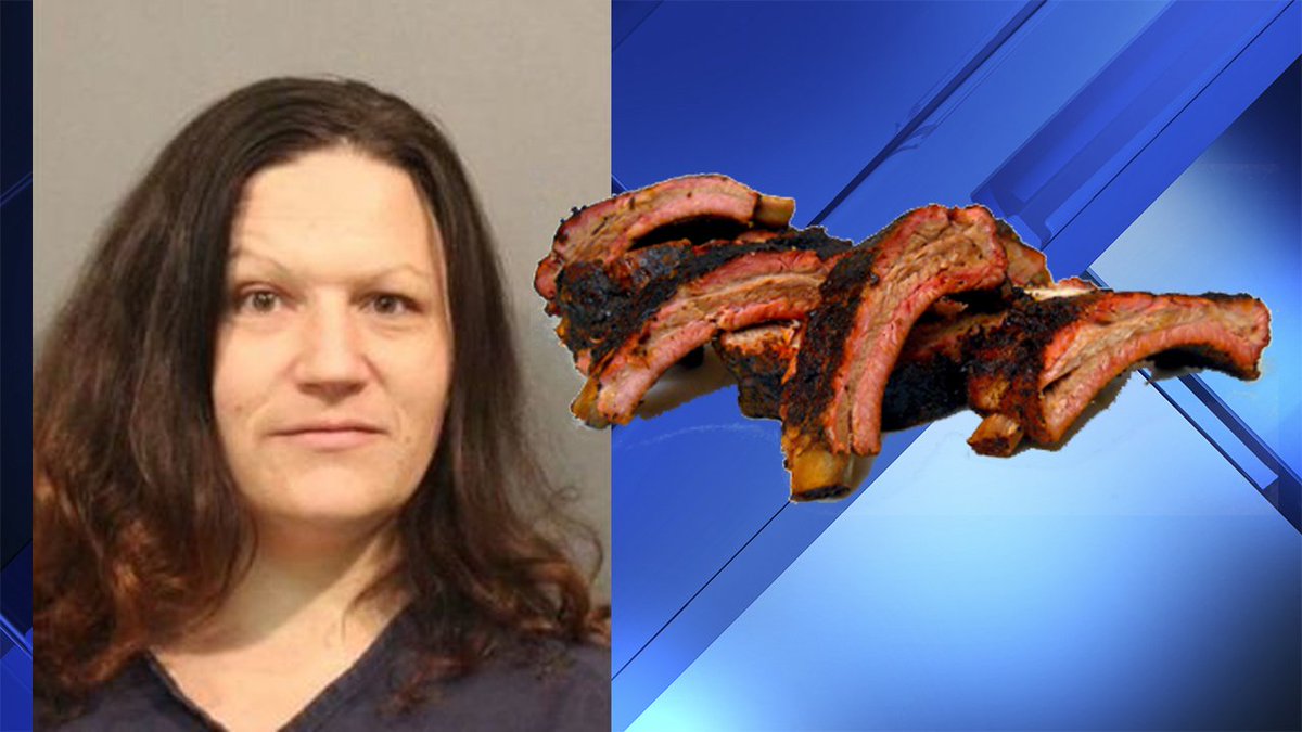 Woman suspected to have served up her lover's remains at a neighborhood barbecue. bit.ly/2jV3159?utm_so… https://t.co/MPQOzlqXJ6