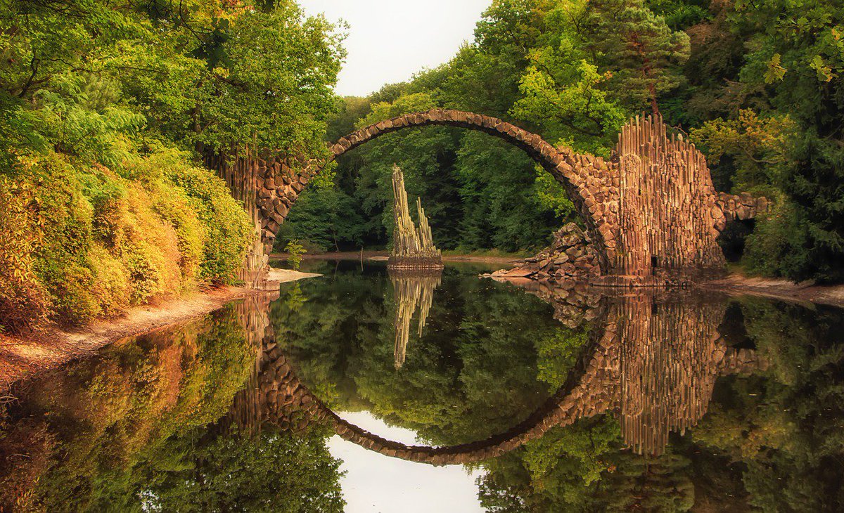ReiseStrolch's tweet photo. Gebucht! Nächstes Wochenende gehts zur Rakotzbrücke 😍🌞🌏✈️

#rakotzbrücke #sachsen #bestplace #travel #reiseblog #fernweh #reisestrolch #goodfeeling #weltreise #backpacker #devilsbridge #bestblog #reiseblog #sunshine #bestpicture #picoftheday 

https://t.co/JWLJZ9Dv5I https://t.co/FWgANMco4g