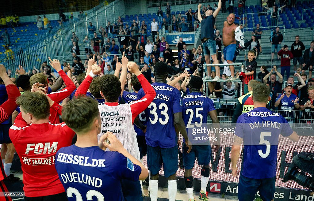 bsanneh15's tweet photo. 🙏🏾🙏🏾D R E A M!🙏🏾🙏🏾

We ARE 🐺#FCM🐺and we are T O G E T H E R!!🔴⚫️ https://t.co/mwpvIjROVY