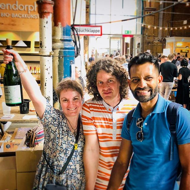 vinocle's tweet photo. Nothing better than these guys’ bubbles in that weather! @clotdelessoleres @rawwineworld 
#vinocle #naturalwine #vinvivant #vinnaturel #vin #vino #wein #wine #winemaker #vigneron #organic #nature #raw #drinks #food #happy #bar #restaurant #shop #instagood #photooftheday #bea… https://t.co/Yj7I6nrjVL