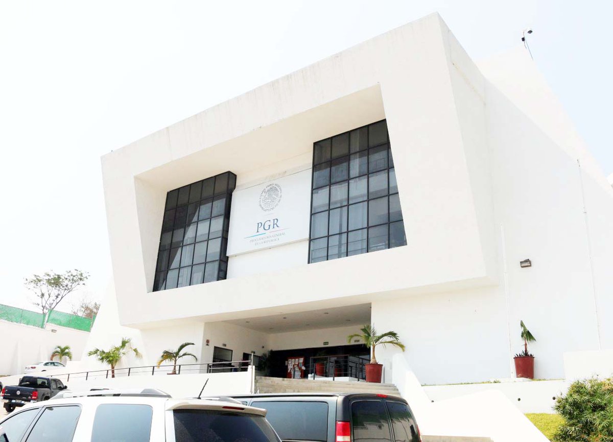 pgr asegura más de nueve kilos de marihuana en chiapas
facebook.com/elvespertinode…