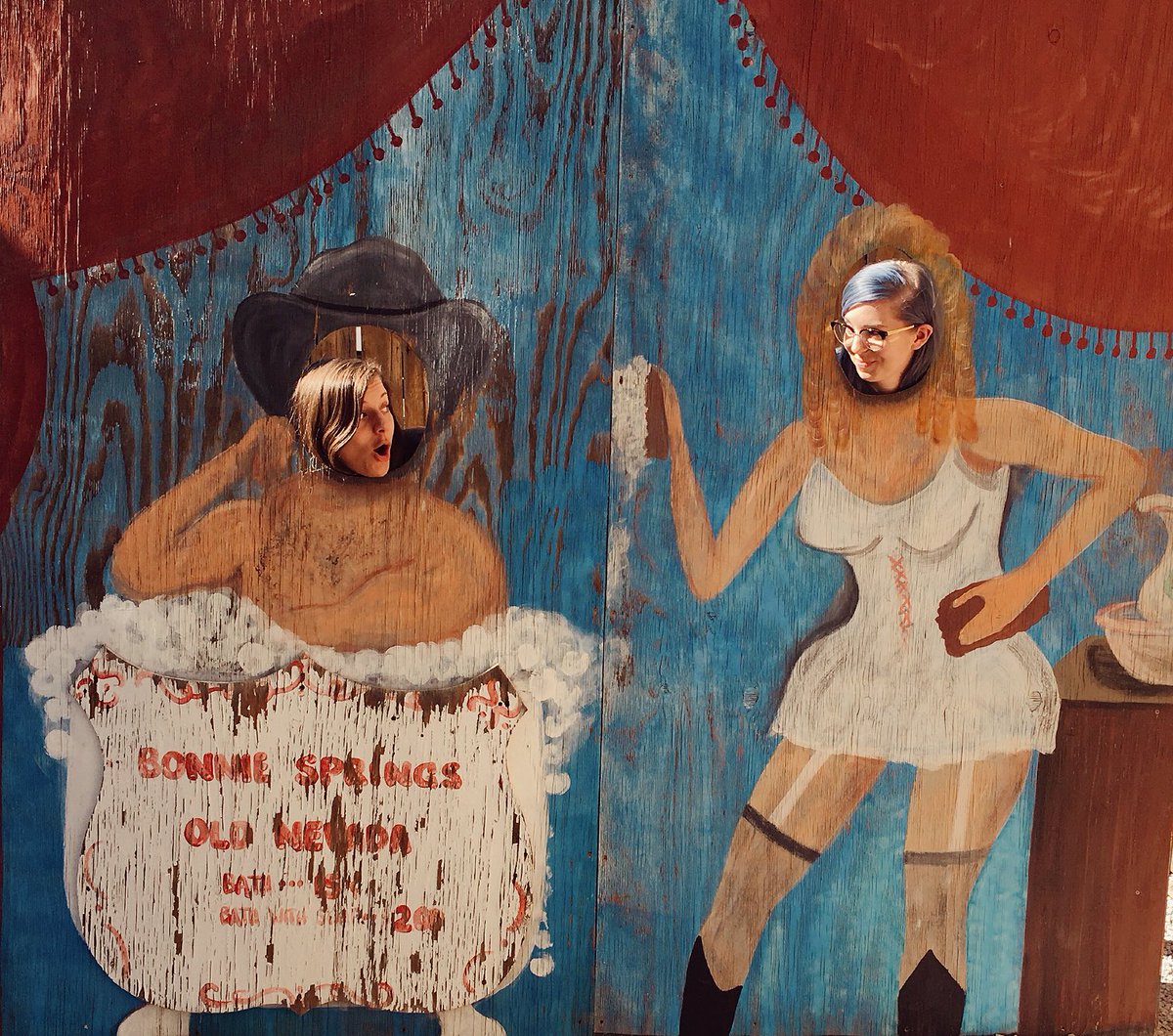 Porotypes's tweet image. “Lemme get those hard to reach butt crack places for ya”