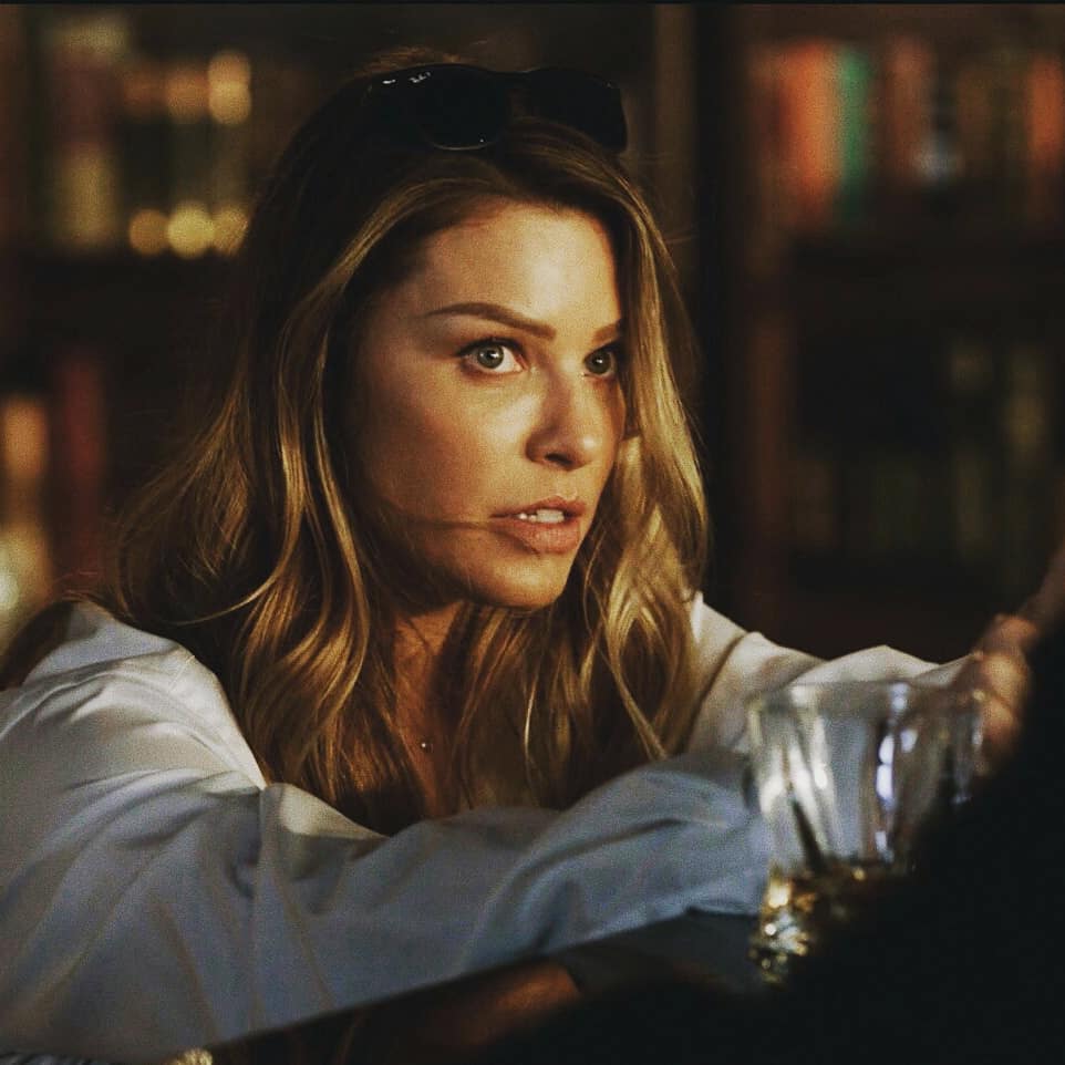 Lauren German Fans tweet media