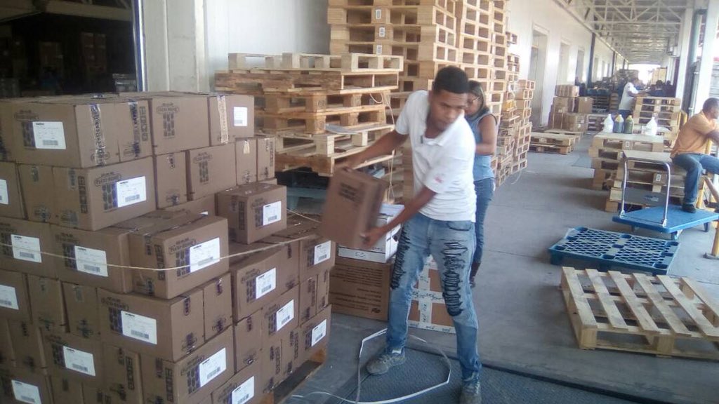 MIRANDA | 64 mil 214 insumos médicos enviados desde el almacén robotizado Jipana por el Presidente <a href="/NicolasMaduro/">Nicolás Maduro</a> para la Clínica Popular Mesuca #SiQuieresProsperidadVota