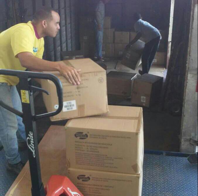 BOLÍVAR | Gobierno Bolivariano envió 73 mil 280 insumos médicos desde el almacén robotizado Paye para la Maternidad Negra Hipólita <a href="/NicolasMaduro/">Nicolás Maduro</a> #SiQuieresProsperidadVota