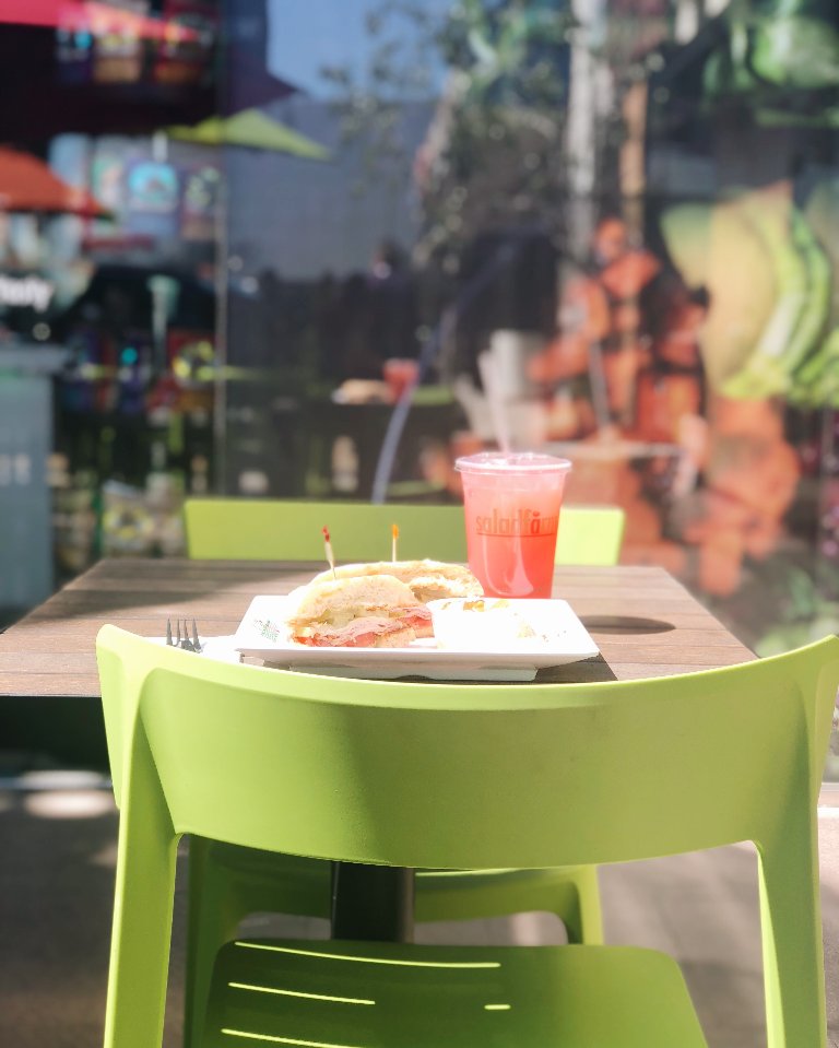 saladfarm's tweet image. Come one, come all. Come to Saladfarm! 🥗🥙
#saladfarm #eatsalad #panini #visitus #comeone #comeall #lunchgoals #yummy #santamonica #chatsworth #woodlandhills #pasadena