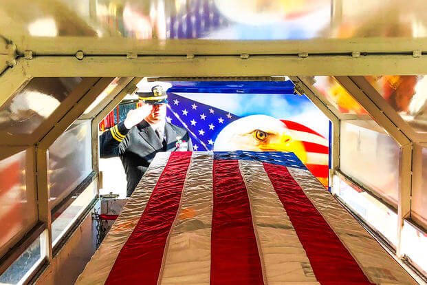 udceoe's tweet image. #ProjectRecover &amp;amp; @BentProp have been working off Palau for years to recover the remains of Lt William Punnell, whose plane was downed in 1944. After 74 yrs, Lt. Punnell was returned to his family &amp;amp; given military burial in @ArlingtonNatl. bit.ly/2KkUALE @Militarydotcom