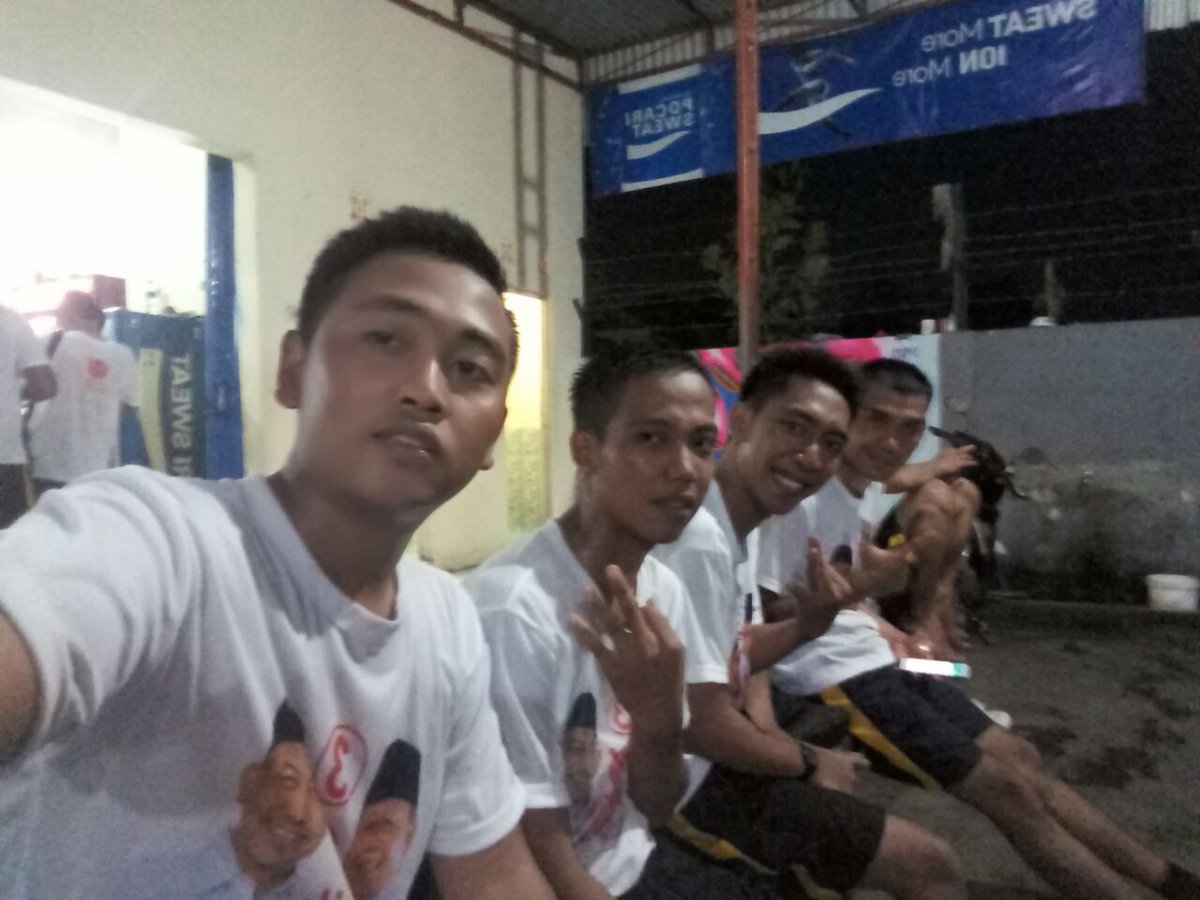 Memet3310's tweet photo. #JabarPilihAsyik https://t.co/UyAulSPOs7