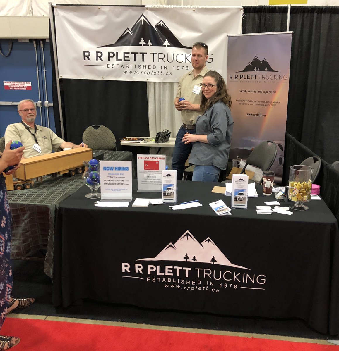 plett_r's tweet photo. First year at @TruxpoBC Great show! #Truxpo #rrplett https://t.co/4yQsQiwp1X