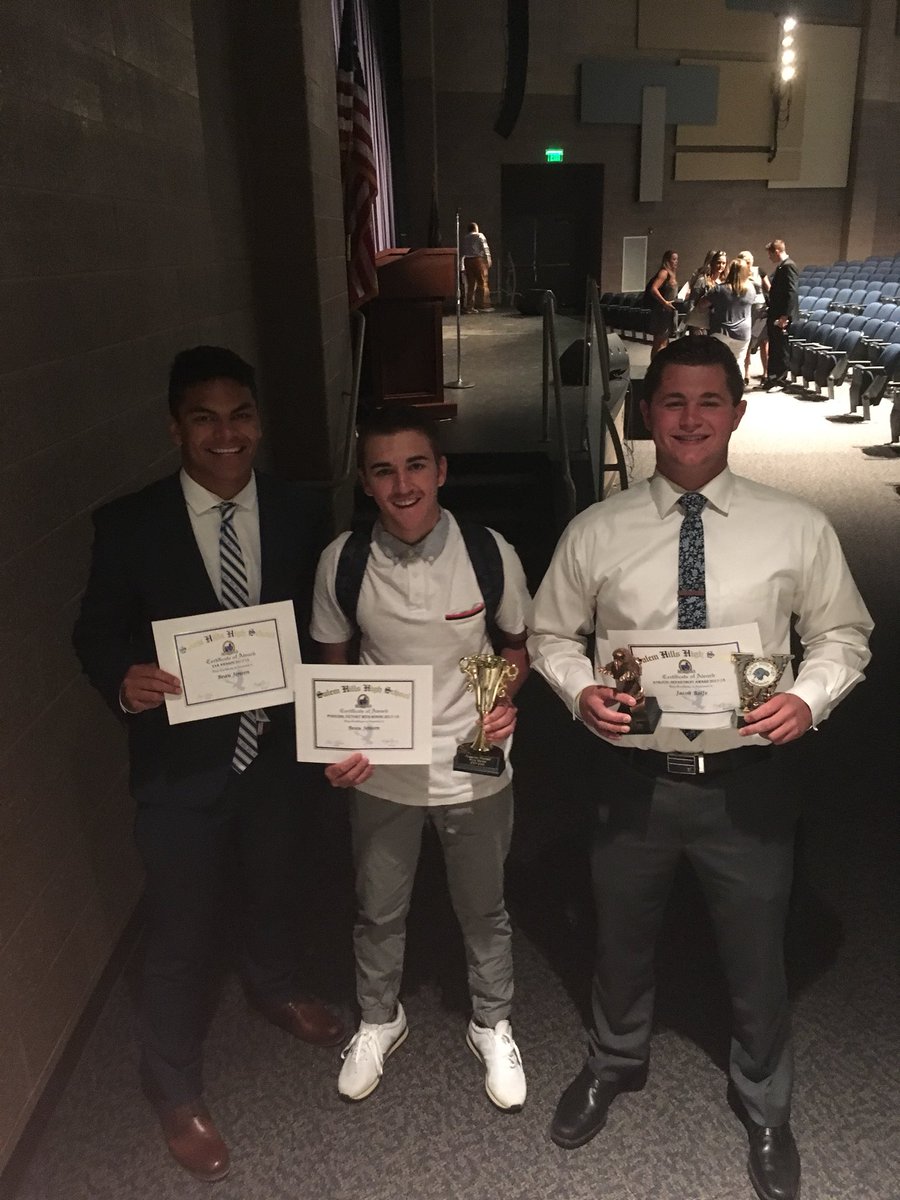 E4aHills's tweet photo. Congratulations to our two EFA Scholarship winners from Salem Hills! Beau Jensen and Jeff Black! #eyesup https://t.co/Uo3pdxw7Bp