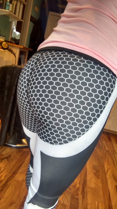 New pants what do you think? https://t.co/5EtBMNmOAv<a href="/tag/stillgotit"class="tags"><span>#stillgotit</span></a><a href="/tag/noexcuses"class="tags"><span>#noexcuses</span></a><a href="/tag/workforit"class="tags"><span>#workforit</span></a><a href="/tag/gymbody"class="tags"><span>#gymbody</span></a><a href="/tag/sexyat55"class="tags"><span>#sexyat55</span></a>