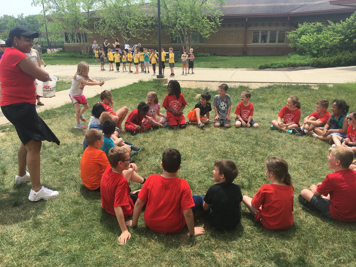 Amanda Kelly tweet media