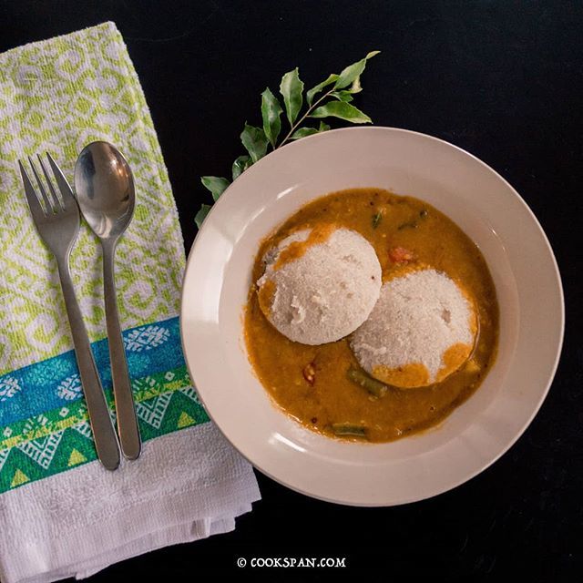 cookspan's tweet photo. Nothing is more soulful than starting a Monday Morning breakfast with my all time favorite Idli Sambar. 
#cookspan #idli #idlisambar #southindian #southindianbreakfast #breakfasttales #breakfastideas #indianbreakfast #steamedbreakfast #healthybrekfast #o… https://t.co/oFZzADI9aG https://t.co/ZtGcI7sq4b