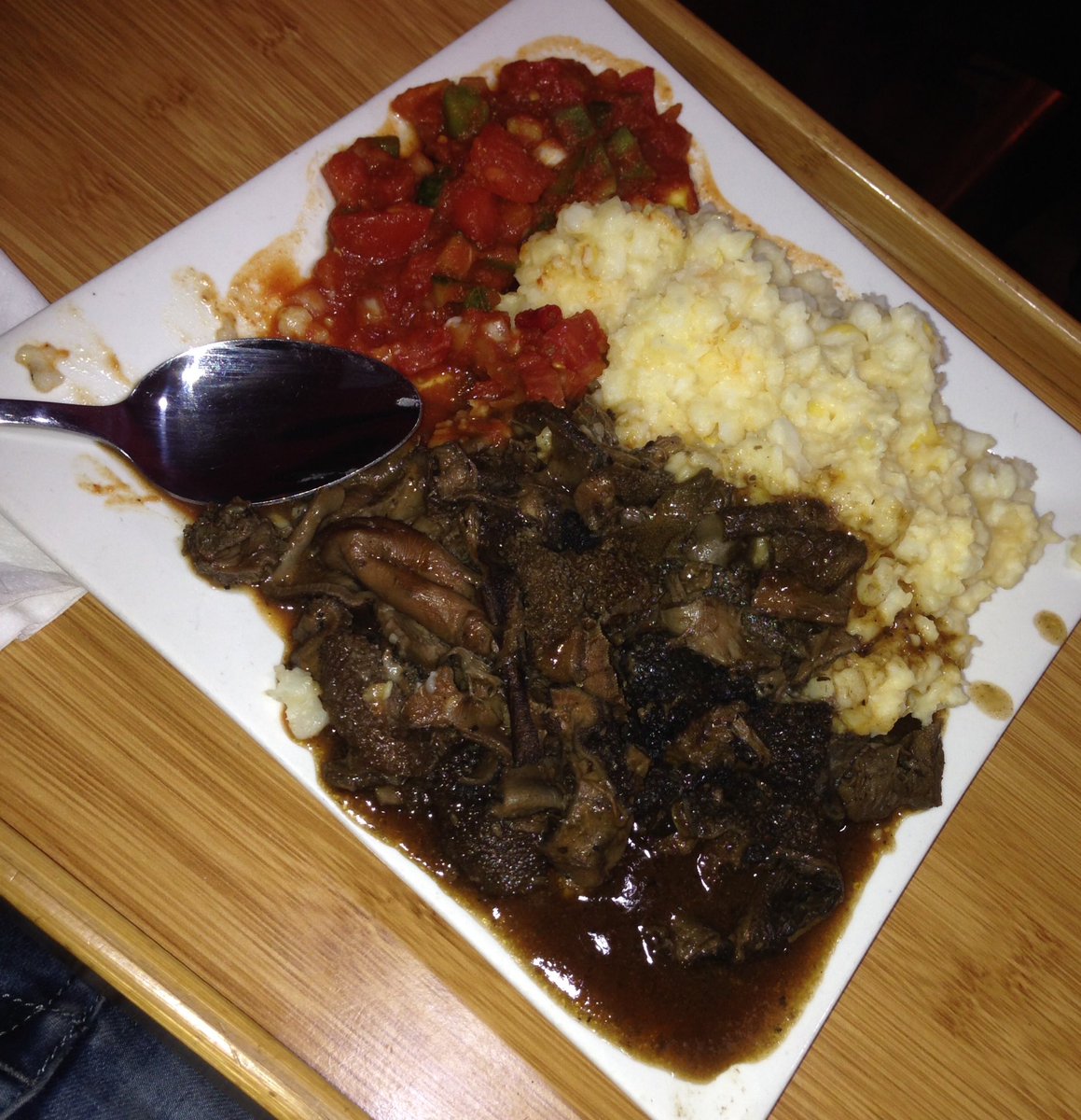 TheRealDjJovis's tweet image. #mogodusimplified only @MojaCafe 🔥👌🏾 #MojaCafe #TasteTheFeeling