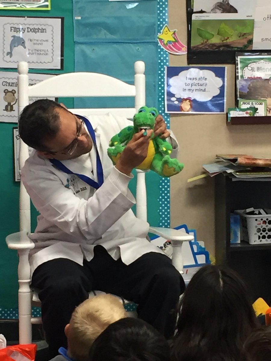 JohnLGolden's tweet photo. Dr. Mehta sharing about dental health in 1st grade. https://t.co/4pmfawC31F