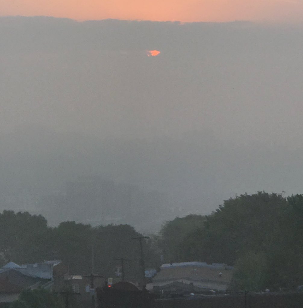 bigbenzaburgh's tweet photo. “Foggy” morning in #Pittsburgh / Hey @Chopper11Pilot can you tell me what you see today up from the Air? #pghambassador #lovepgh https://t.co/JRWdSmeiGd