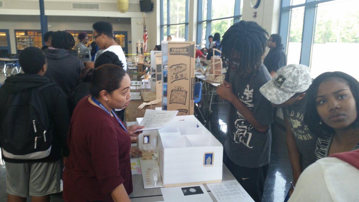 JcabildoL's tweet photo. Miss Lingo evaluating the Physics  projects#science is life@BHSBULLDOGSBCPS.  DAY 2 https://t.co/3JWatdBIsD